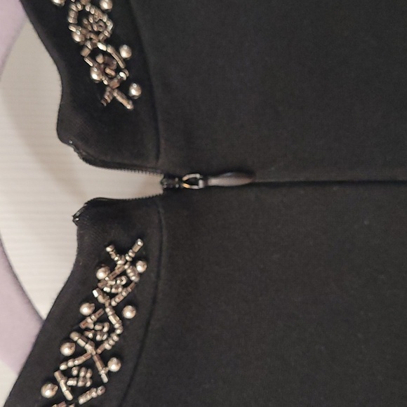 Women's mock neck dress with beading detail. Size large - Picture 5 of 8